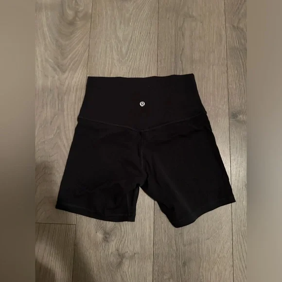 Lululemon Align High Rise Short - Picture 5 of 6